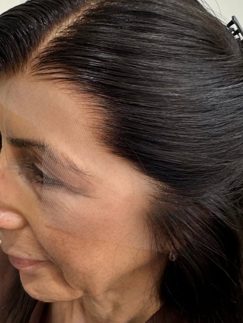 Invisible Knots Lace Wig